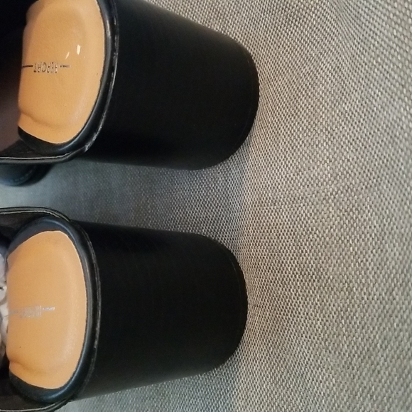 Fashion Booties - Picture 5 of 6